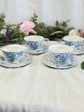 Grace Teaware Fine Porcelain Blue Floral Gold trim 8PC Tea Cups Cups Saucers Set